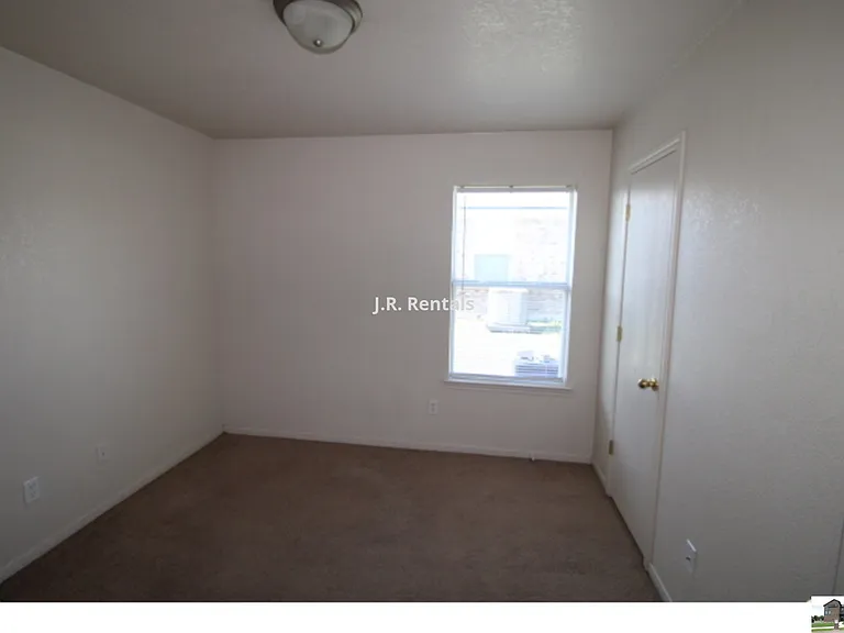 2915 Sunflower Trl #B — Photo 17