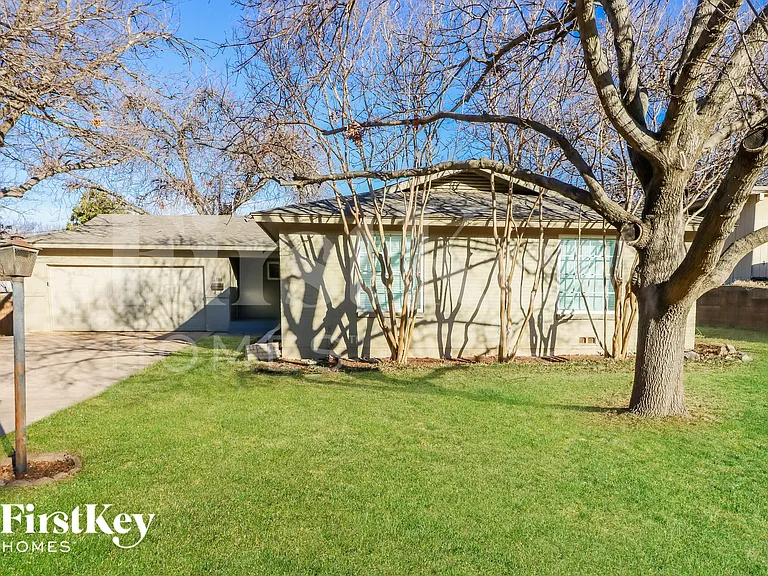 3500 Creston Ave — Photo 2