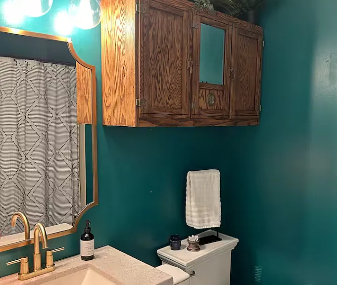 2326 Rosewood Ave — Photo 18