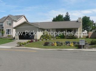 20038 12th Ave NE, Poulsbo, WA 98370