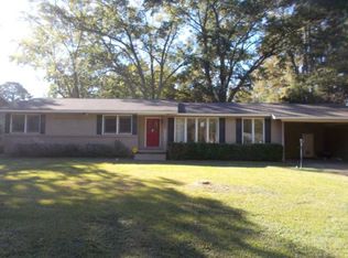 1023 Parkwood Pl, Jackson, MS 39206