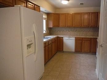 5th image of 354 E Amber Way
