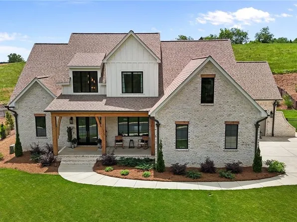 475 Brookberry Farm Cir, Winston Salem, NC 27106