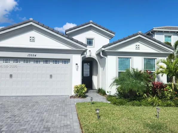 13554 Spruce Pine Dr, Loxahatchee, FL 33470