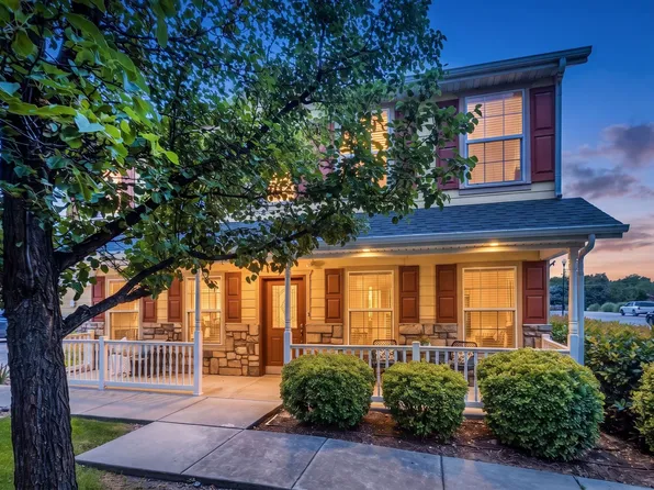 551 E Purple Lilac Ln S, Sandy, UT 84070