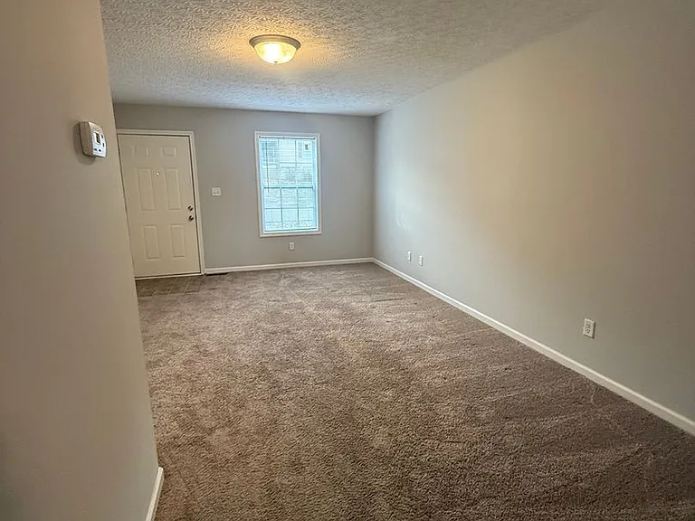 362 Upper Stone Ave #E — Photo 4