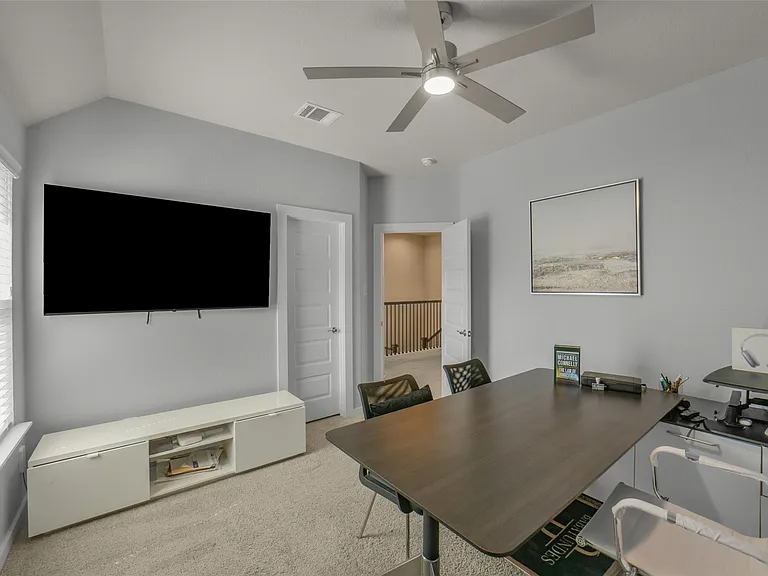 23610 Iris Field Ct — Photo 31