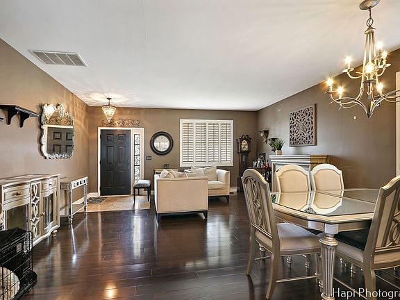 3rd image of 374 Mozart Ln