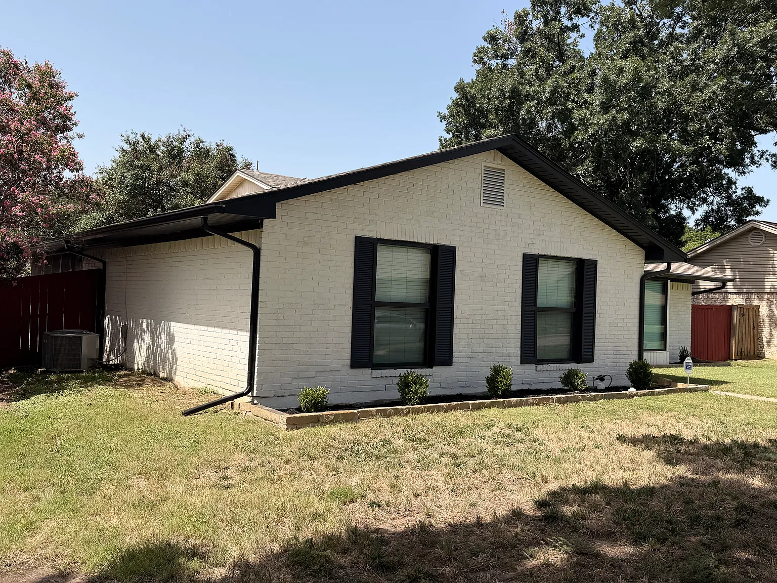 1262 Valencia Ln Lewisville TX 75067 — Photo 2