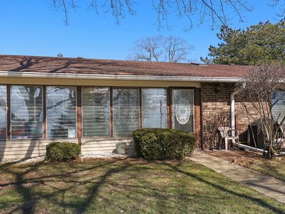 7415 Chevy Chase Ct #3, Fox Lake, IL, 60020