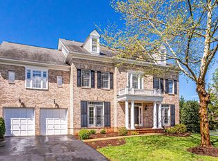 43348 Crystal Lake St, Leesburg, VA 20176