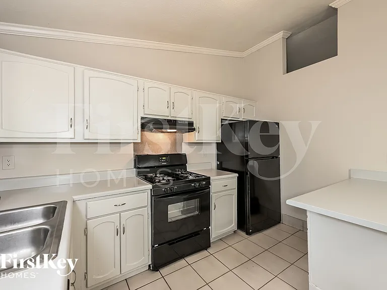 652 Sunfield Dr NW — Photo 6