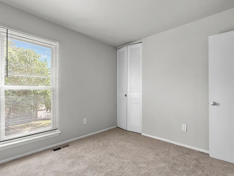 Forest Ridge — Photo 22