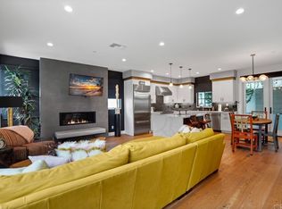 3131 Bayside Dr, Corona Del Mar, CA 92625