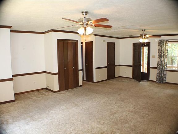 3rd image of 2554 Barnesway Ln