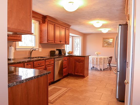 4th image of 4 Kestree Dr