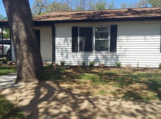 512 NW 3rd St, Mineral Wells, TX 76067