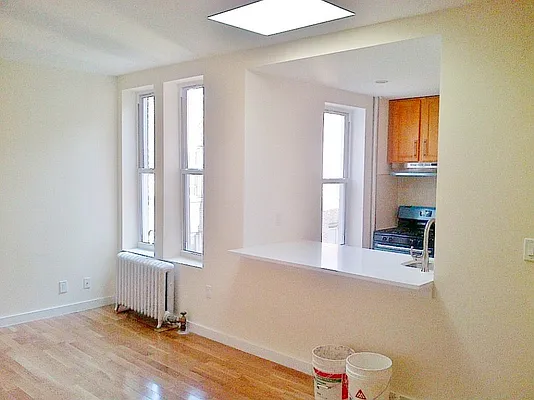 Rented by Bohemia Realty Group | media 38