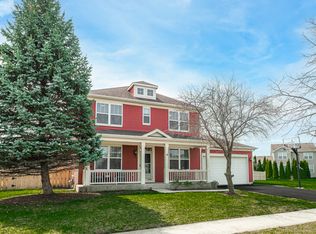 2868 Liberty Lakes Blvd, Wauconda, IL 60084