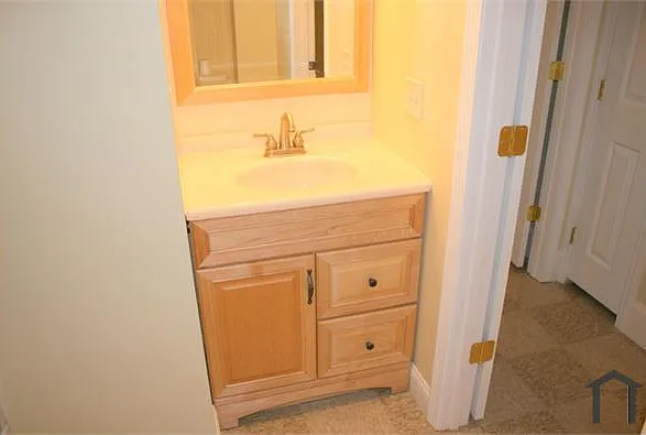 30 Holmes St #2 — Photo 21
