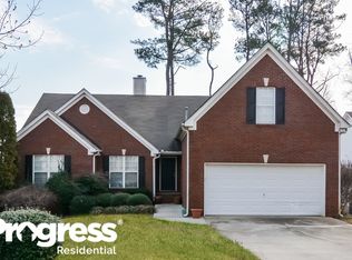 230 Cedarhurst Rd, Lawrenceville, GA 30045