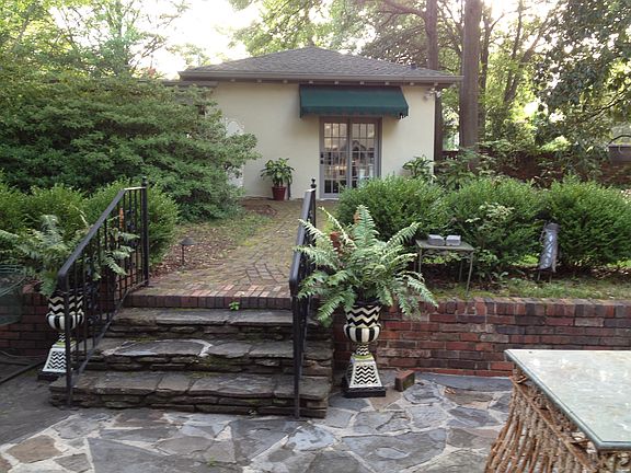 3rd image of 2 Pinehurst Dr