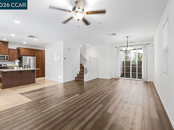 5th image of 7832 Acorri Walk