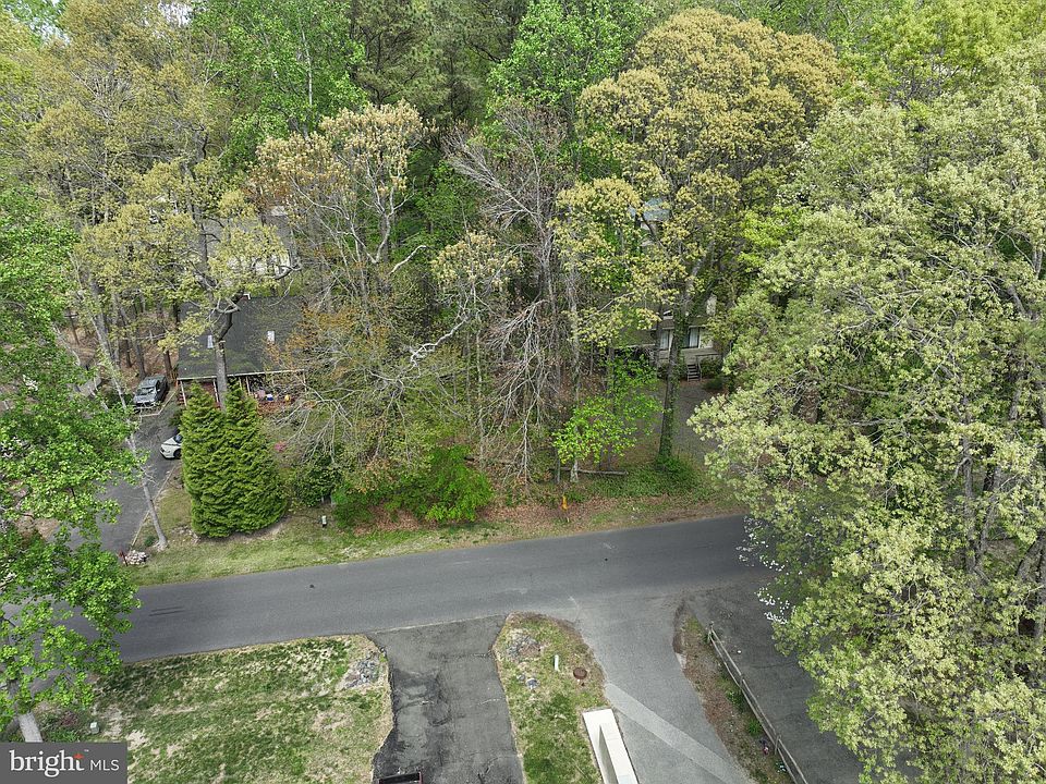 2nd image of 56 White Horse Dr