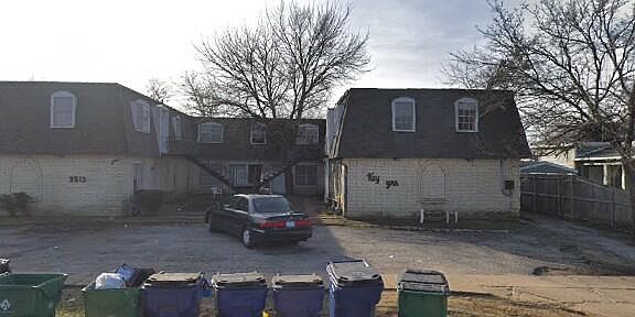 2nd image of 3513 Washington St