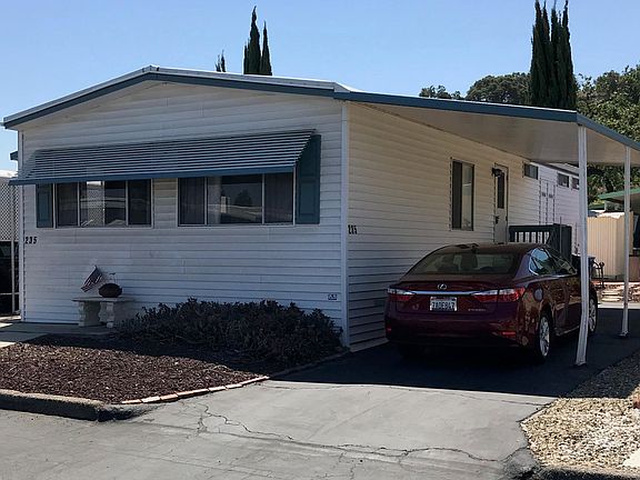 3rd image of 235 Farland Dr #235