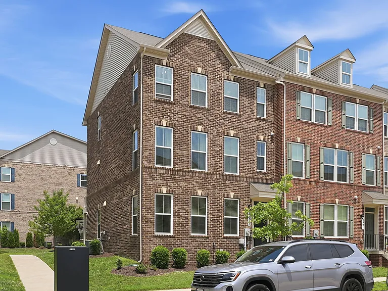 10993 Oswestry St — Photo 2