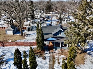 702 4th St SW, Little Falls, MN 56345