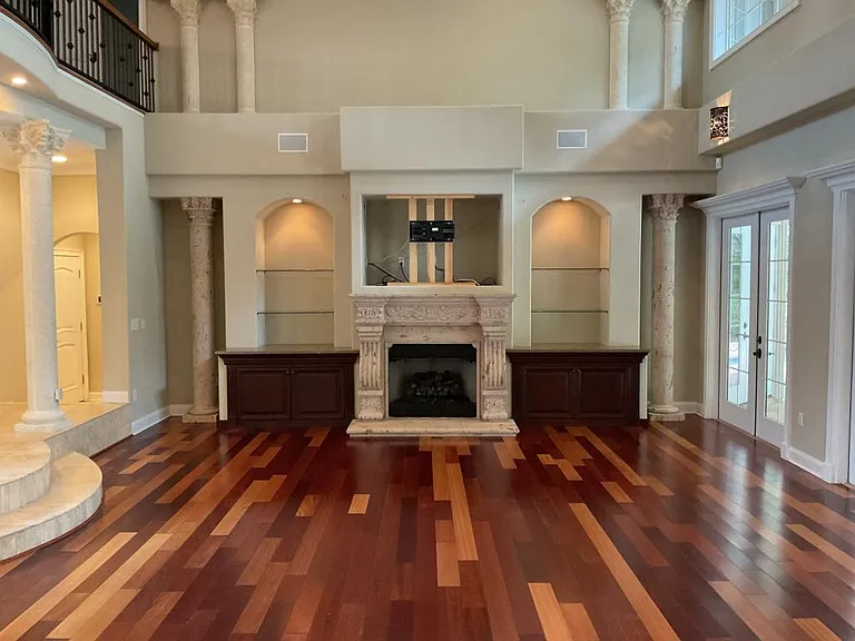 664 Oxbow Dr — Photo 3