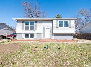 3919 W Virden Dr, Peoria, IL 61615