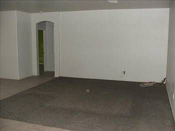 3rd image of 21042 W Madre Del Oro Dr