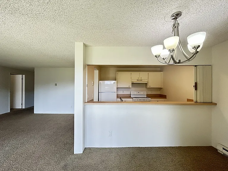 13680 NE 69th St #646 — Photo 7