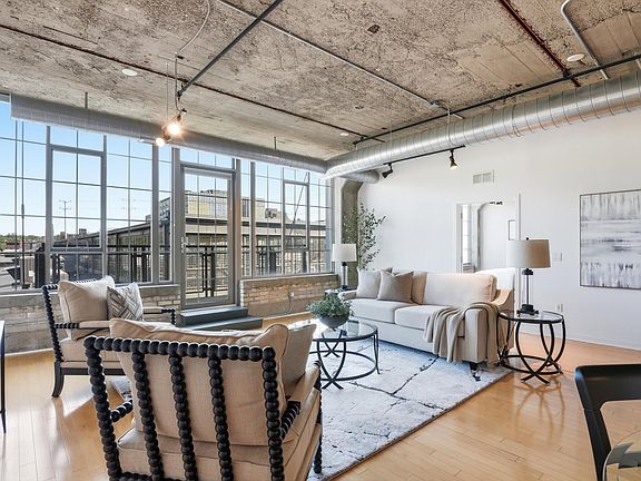 5th image of 315 2nd St APT 309