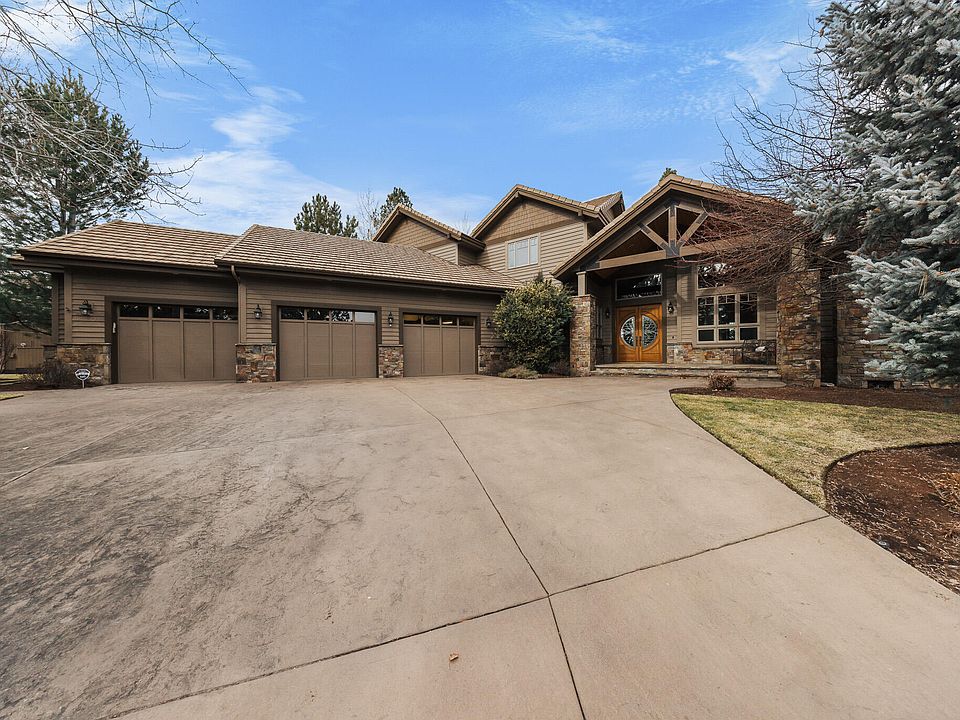 1st image of 19558 Fairway Ridge Ln