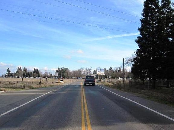 3rd image of 1989 Linda Ave