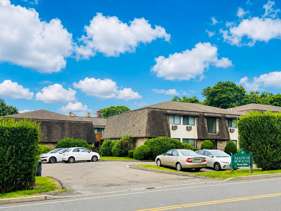 180 Colonial Rd #B4