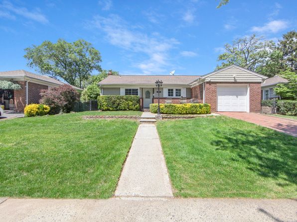 1498 Kew Ave #1