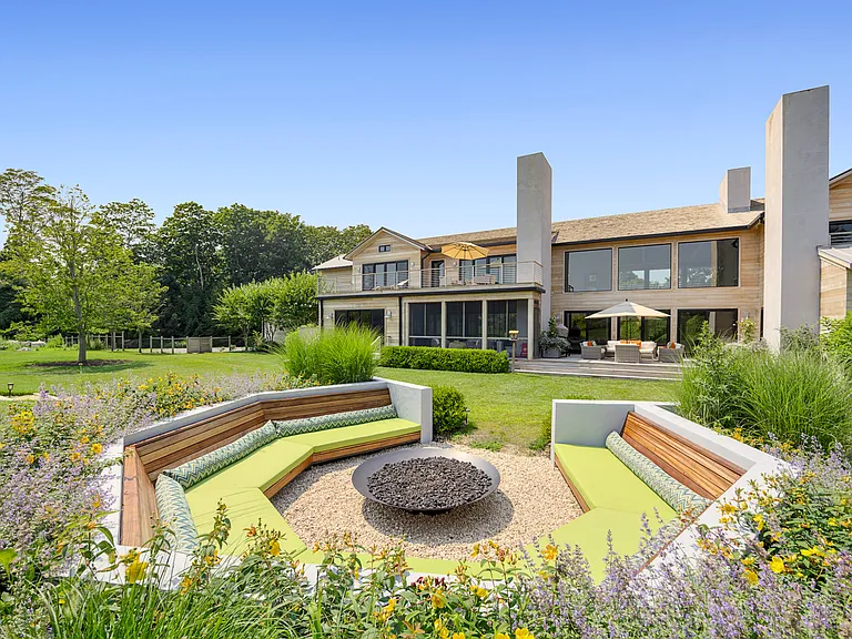 53 Sagaponack Main St — Photo 3