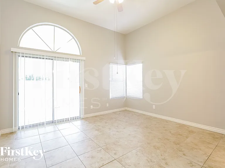7090 Orange Grove Ln — Photo 15