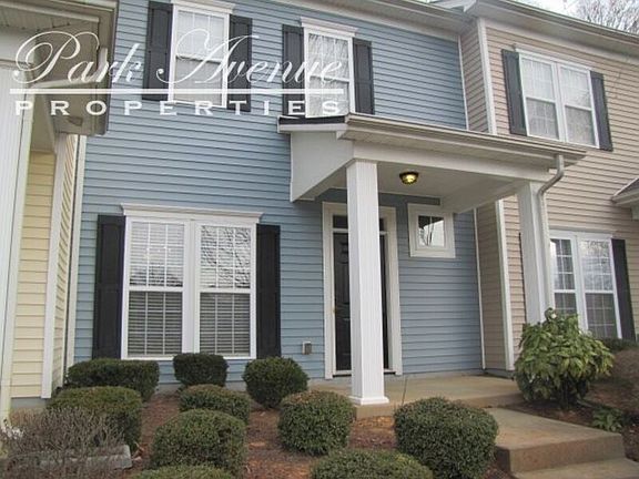 2nd image of 759 Plaza Walk Dr