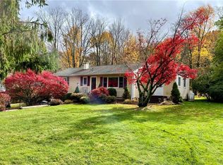 687 Mount Hope Rd, Middletown, NY 10940