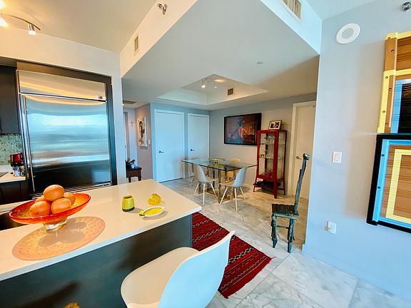 5th image of 500 E Brickell Ave
