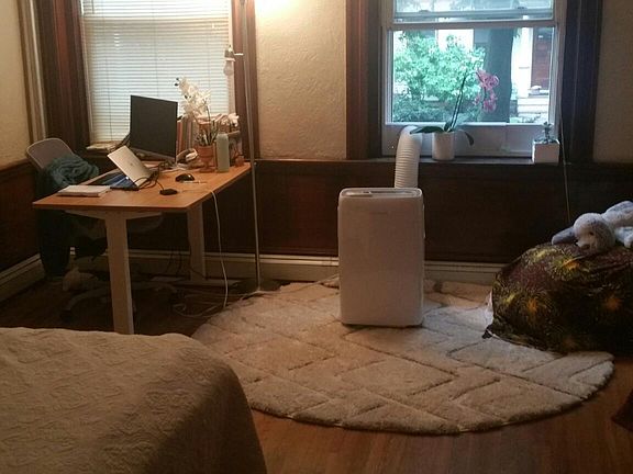4th image of 10 Fairbanks St #3