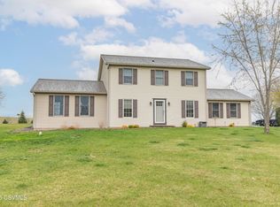 105 Lindsey Ln, Mifflinburg, PA 17844