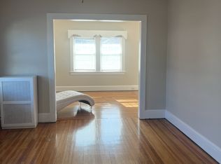 8 Lexington Ave FLOOR 1, Montclair, NJ 07042
