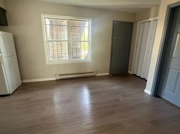 348 S 6th St APT 2B, Newark, NJ 07103